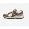 Men's Running Sneakers New Balance 2002R,Tan/Emerging Brown