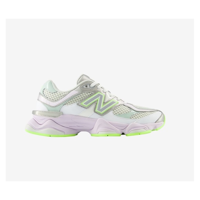 Women's Casual Sneakers New Balance 9060,White/Silver