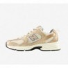 Women's Casual Sneakers New Balance 530,White/Gold