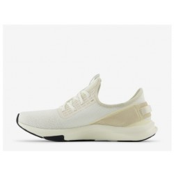 New Balance DynaSoft Nergize v2 Sneaker,Off White